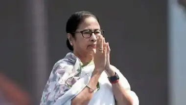 Bengal Election 2026: ममता बनर्जी का चौंकाने वाला फैसला; सरकारी बोर्डों और निगमों के शीर्ष पदों से दिया इस्तीफा, सचिवालय ‘नबन्ना’ अलर्ट